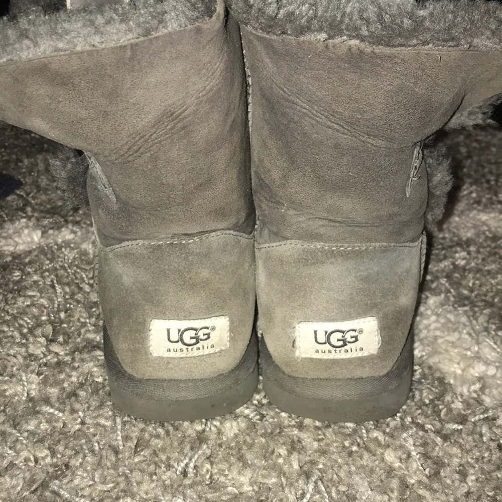Ugg boots - Picture 2 of 4